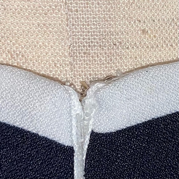 ⚠️Lauren by Ralph Lauren sleeveless color block striped dress. - Picture 9 of 13